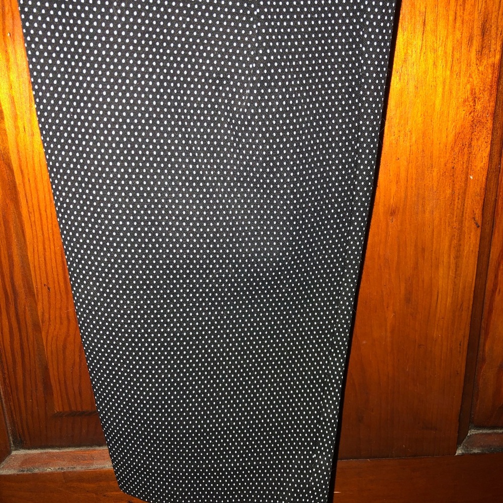 Euc Pixie Pants From Old Navy - image 4